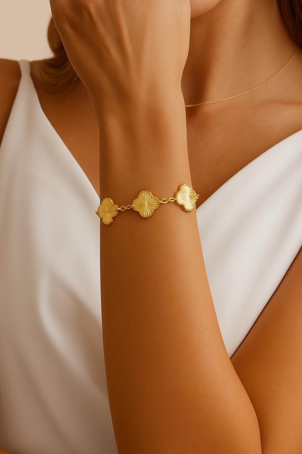 Stainless Steel Clover Bracelet Women – Anti Tarnish Gold & Silver